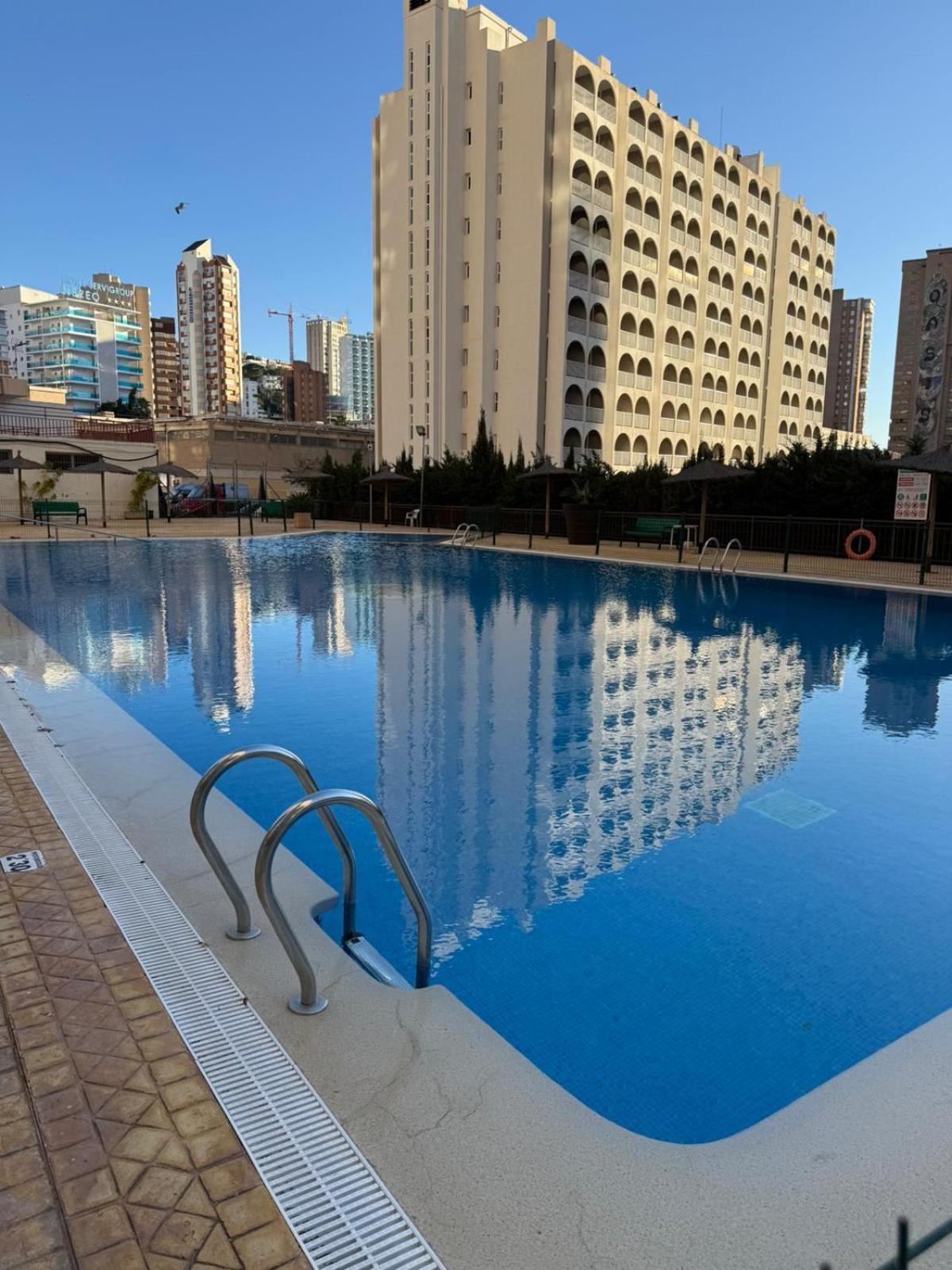 Acuarium Tower Levante Apartment *